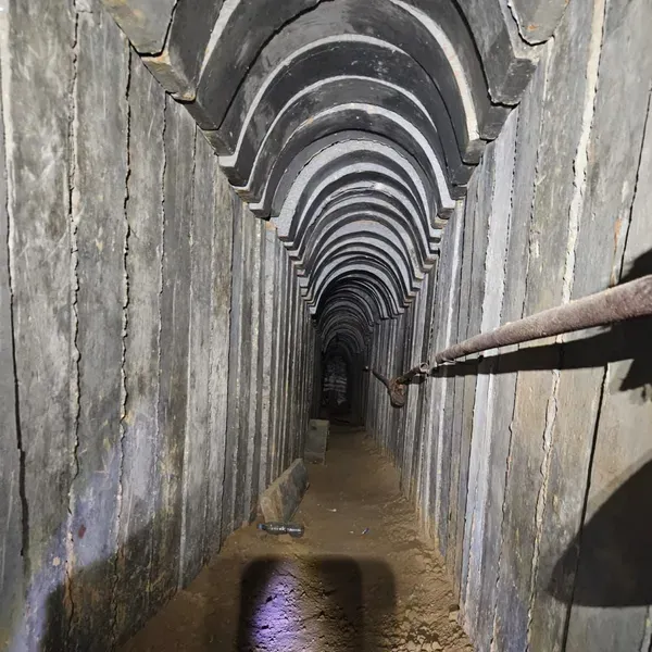 Ein Hamas-Tunnel, den die IDF am Samstag im Zentrum des Gazastreifens zerstörte (Quelle: IDF Spokesperson&#x27;s Unit)